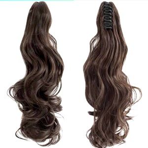 NWOT Ponytail Extension Claw 18"- 20" Curly Wavy